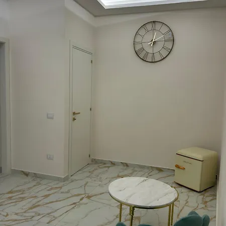 Residenza Spaccanapoli 4*